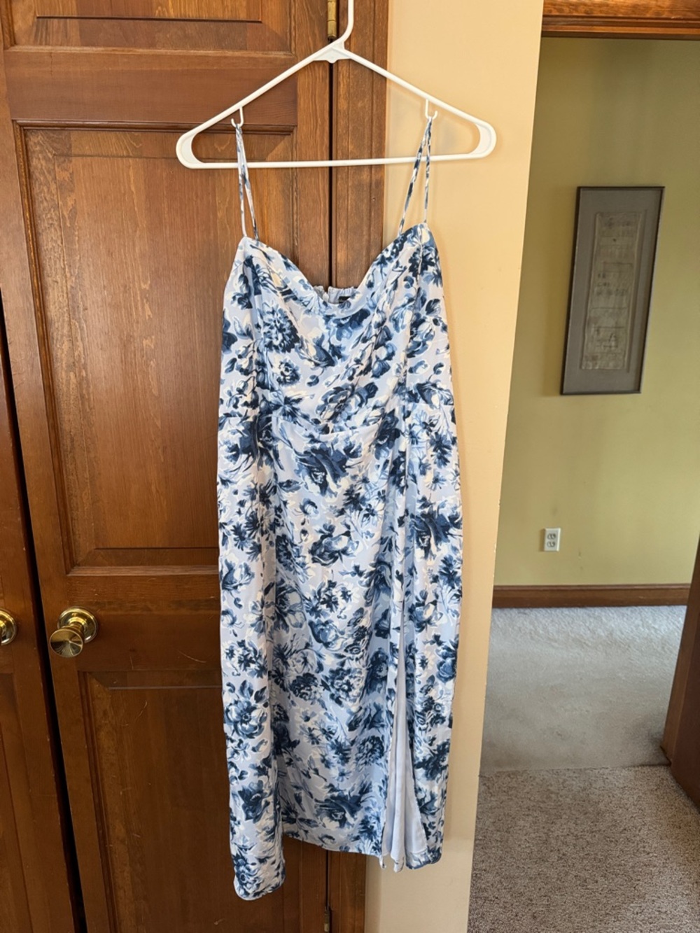 Abercrombie & Fitch Blue Floral Dress with Slit - size Large Petite